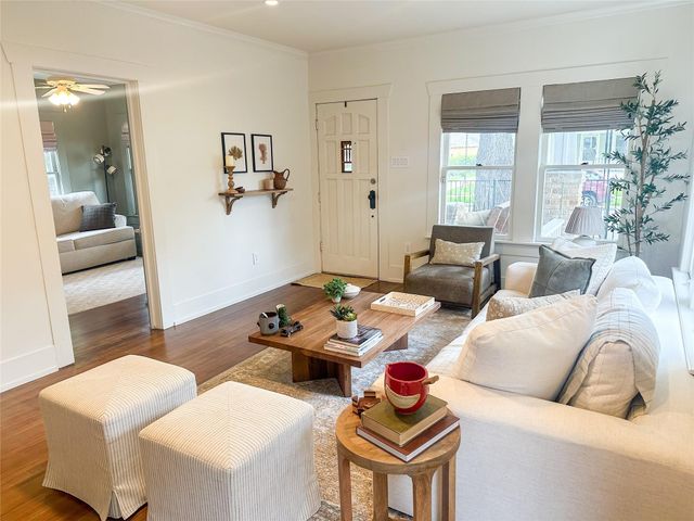 4006 Oak Ridge Street, Houston, TX 77009