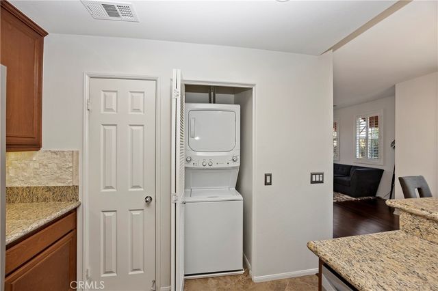 31205 Strawberry Tree Lane 47, Temecula, CA 92592