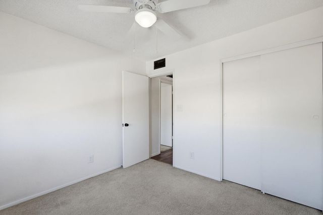 1017 E Redfield Road, Tempe, AZ 85283