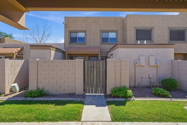1017 E Redfield Road, Tempe, AZ 85283