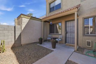 1017 E Redfield Road, Tempe, AZ 85283