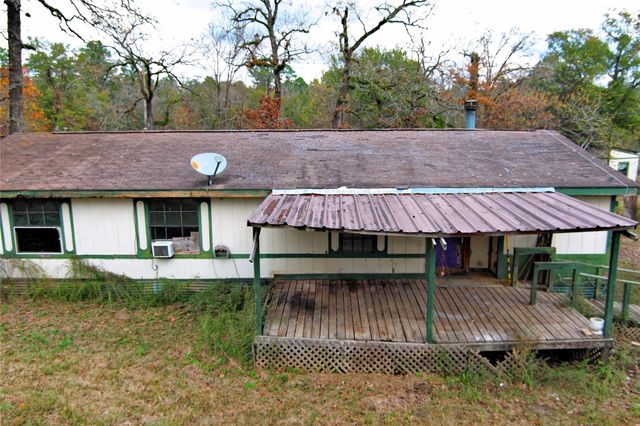 76 Oak Bend Drive, Huntsville, TX 77320