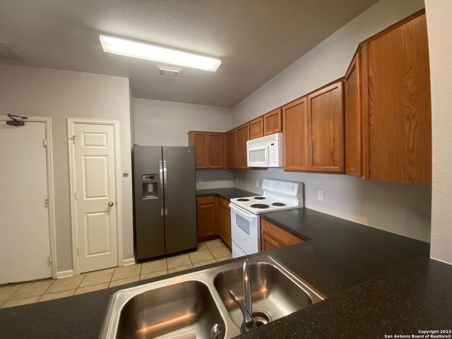 13502 BRISTOW DAWN, San Antonio, TX 78217