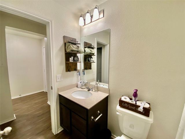 110 W Point WAY, Elgin, TX 78621