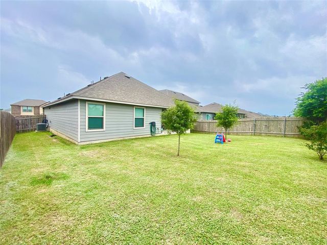 110 W Point WAY, Elgin, TX 78621