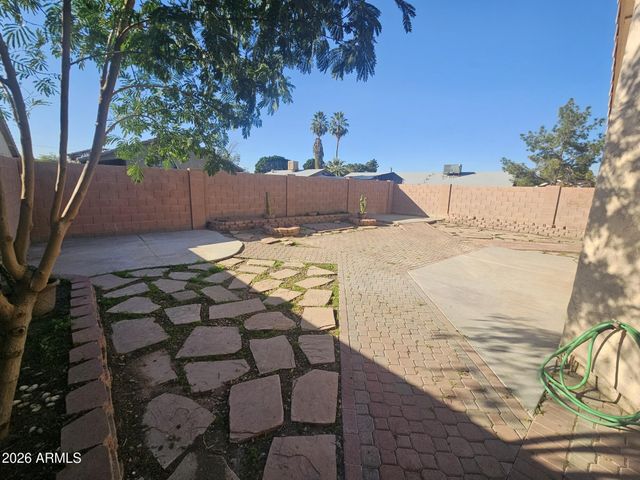 4028 E CHAMBERS Street, Phoenix, AZ 85040