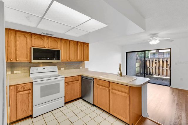 1329 WINDSOR DRIVE, Kissimmee, FL 34741
