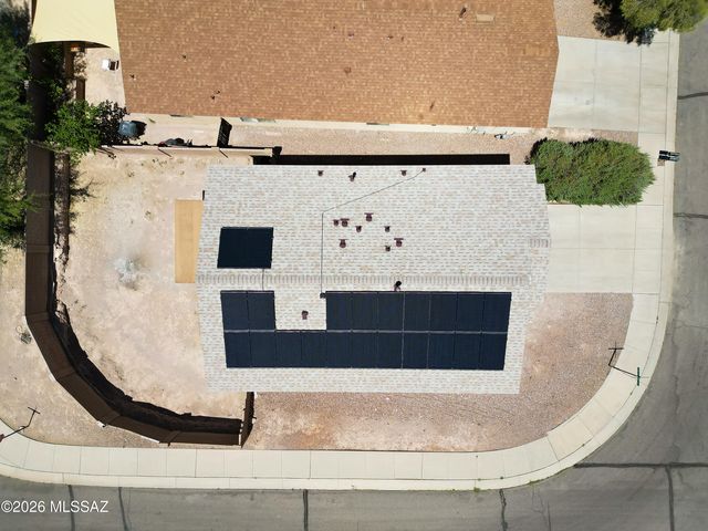 7230 S Camino Secreto, Tucson, AZ 85746