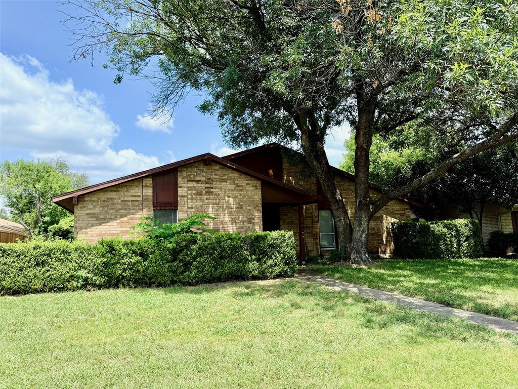 1909 Forestdale Drive, Richardson, TX 75081