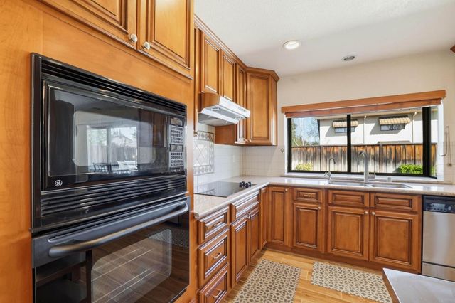 5212 War Wagon Court, San Jose, CA 95136