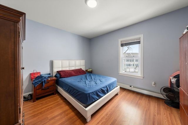 50-52 Andrews Street, Lowell, MA 01852
