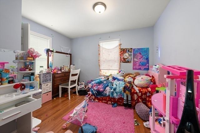 50-52 Andrews Street, Lowell, MA 01852