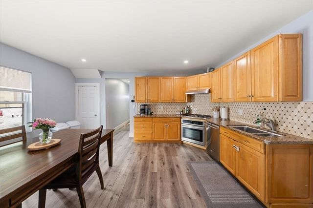50-52 Andrews Street, Lowell, MA 01852