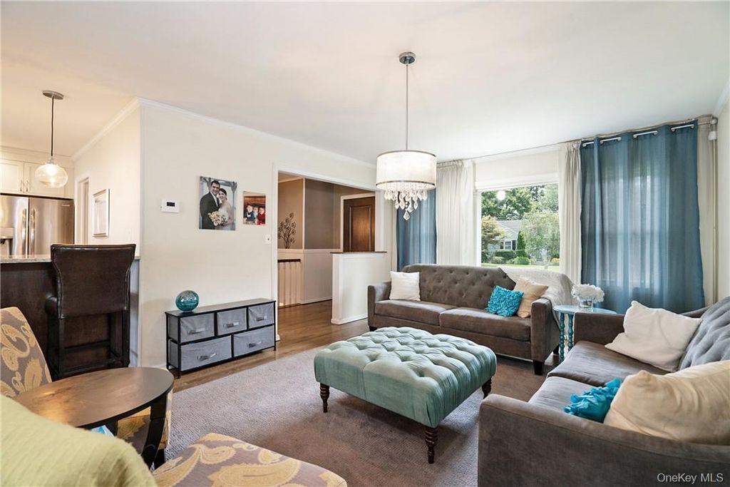 28 Top O The Ridge Drive, Scarsdale, NY 10583 — photo 5