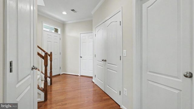 42371 TRELLIS SQ, Brambleton, VA 20148