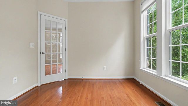 42371 TRELLIS SQ, Brambleton, VA 20148