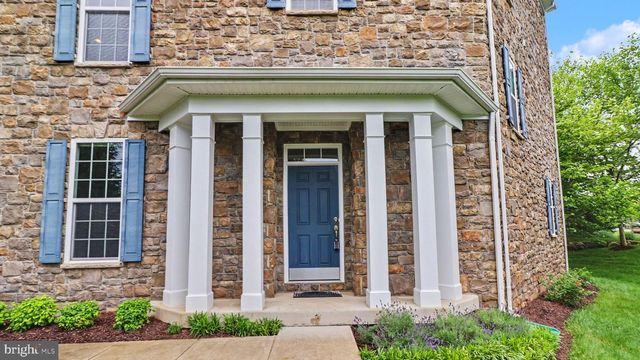 42371 TRELLIS SQ, Brambleton, VA 20148