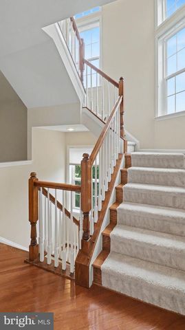 42371 TRELLIS SQ, Brambleton, VA 20148