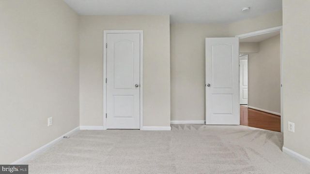 42371 TRELLIS SQ, Brambleton, VA 20148