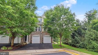 42371 TRELLIS SQ, Brambleton, VA 20148
