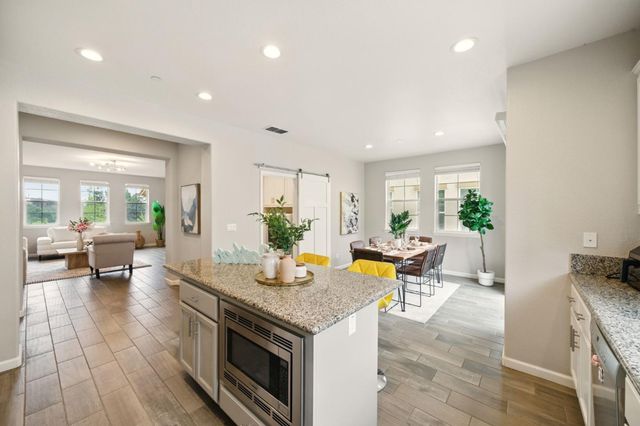 26540 Hayward Boulevard, Hayward, CA 94542