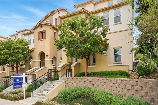 26540 Hayward Boulevard, Hayward, CA 94542