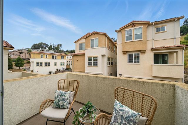 26540 Hayward Boulevard, Hayward, CA 94542