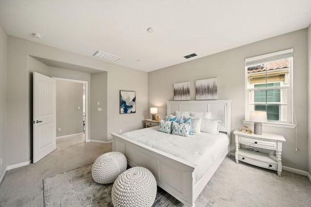 26540 Hayward Boulevard, Hayward, CA 94542