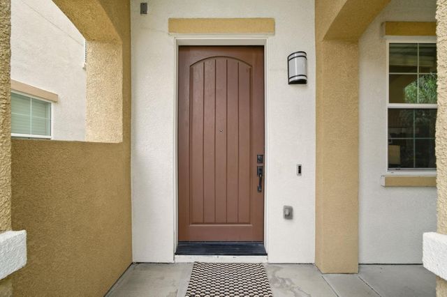 26540 Hayward Boulevard, Hayward, CA 94542