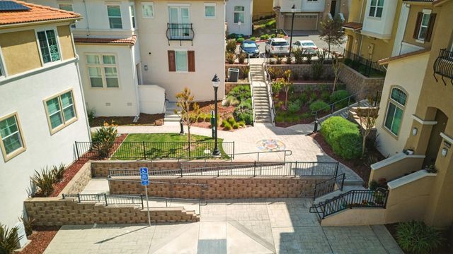 26540 Hayward Boulevard, Hayward, CA 94542