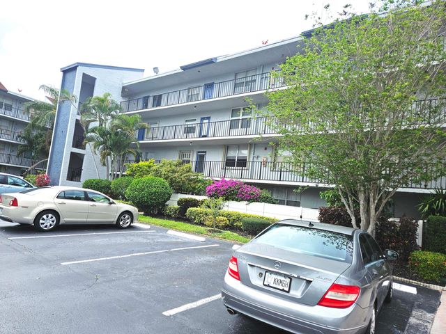 14747 Cumberland Drive 3010, Delray Beach, FL 33446