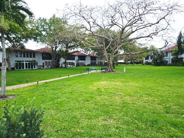 14747 Cumberland Drive 3010, Delray Beach, FL 33446