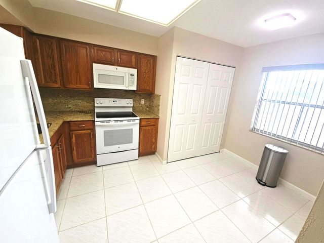 14747 Cumberland Drive 3010, Delray Beach, FL 33446