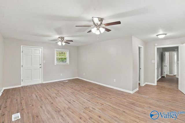 507 Greendale Drive NW, Huntsville, AL 35806
