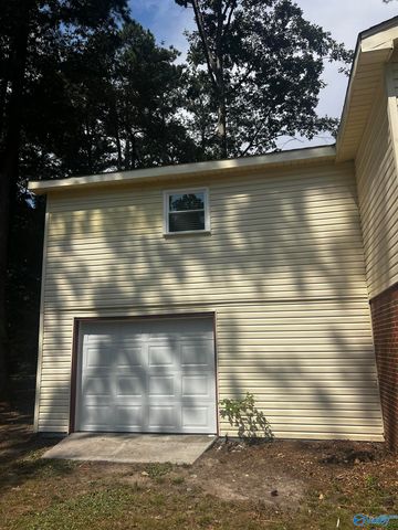 507 Greendale Drive NW, Huntsville, AL 35806