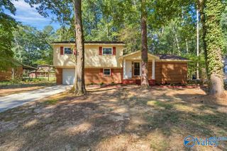 507 Greendale Drive NW, Huntsville, AL 35806