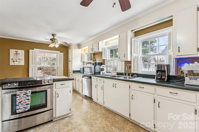 606 W Mcgregor Street, Pageland, SC 29728