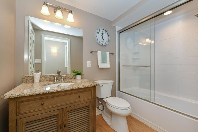 S106W20597 North Shore DRIVE, Muskego, WI 53150