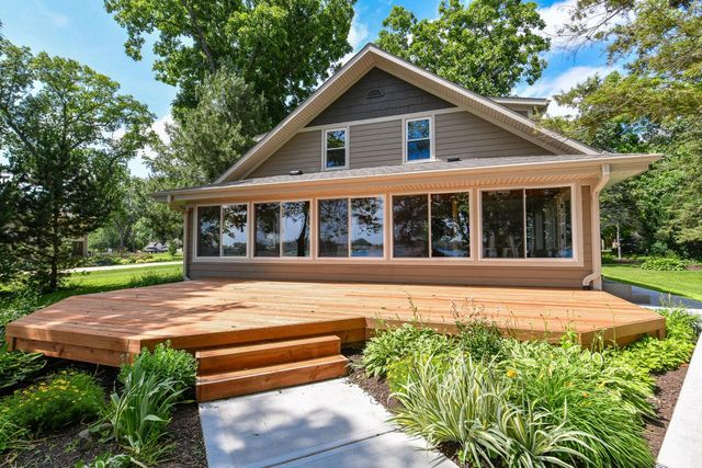 S106W20597 North Shore DRIVE, Muskego, WI 53150