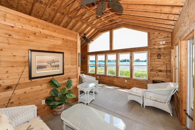 S106W20597 North Shore DRIVE, Muskego, WI 53150