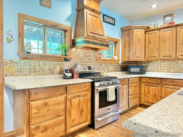 116 Sonshine Drive, Salina, OK 74365