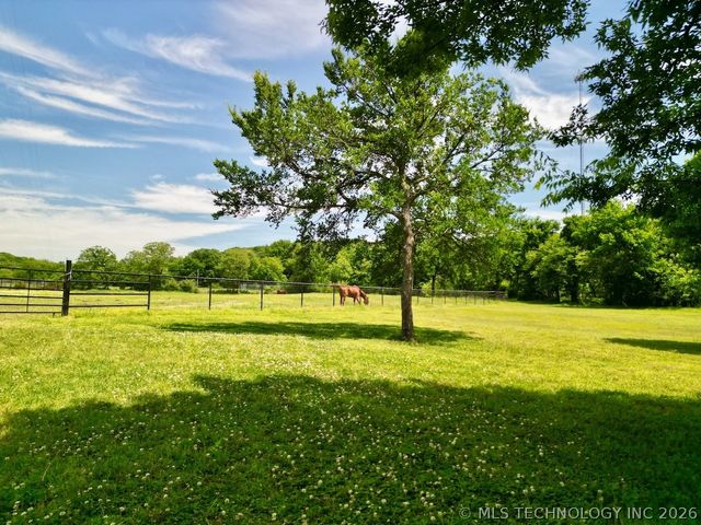 116 Sonshine Drive, Salina, OK 74365