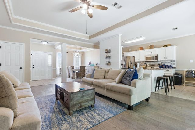 1708 Pleasant Pointe Cir Circle, Bryant, AR 72022