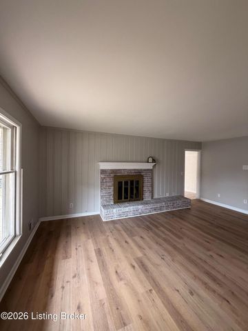 634 Cherry Wood Dr, Elizabethtown, KY 42701