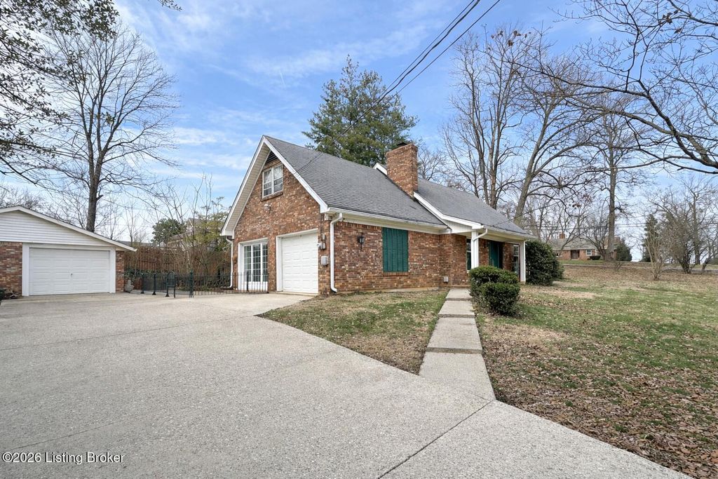 634 Cherry Wood Dr, Elizabethtown, KY 42701