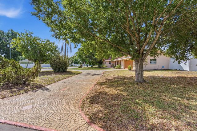 6904 PENNSYLVANIA AVENUE, Sarasota, FL 34243