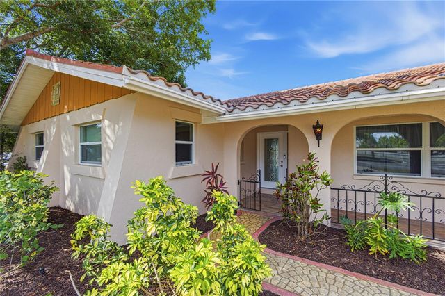 6904 PENNSYLVANIA AVENUE, Sarasota, FL 34243