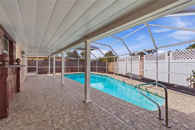 6904 PENNSYLVANIA AVENUE, Sarasota, FL 34243