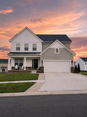 251 Quartz Way, White Lake Twp, MI 48386