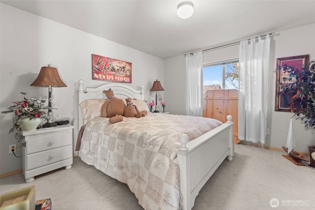 207 Williams Boulevard NE, Orting, WA 98360